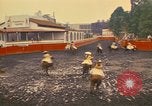 Standbild Frauen reiten Team Mexico City Mexiko, 1975, aus Sekunde 39 historischem Filmmaterial Videoclip 65675039478