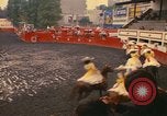 Standbild Frauen reiten Team Mexico City Mexiko, 1975, aus Sekunde 50 historischem Filmmaterial Videoclip 65675039478
