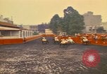 Standbild Frauen reiten Team Mexico City Mexiko, 1975, aus Sekunde 55 historischem Filmmaterial Videoclip 65675039478