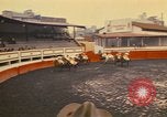 Standbild Frauen reiten Team Mexico City Mexiko, 1975, aus Sekunde 60 historischem Filmmaterial Videoclip 65675039478