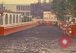 Standbild Pferd Reiter Mexico City Mexiko, 1975, aus Sekunde 3 historischem Filmmaterial Videoclip 65675039479