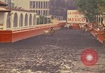Standbild Pferd Reiter Mexico City Mexiko, 1975, aus Sekunde 9 historischem Filmmaterial Videoclip 65675039479