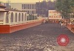 Standbild Pferd Reiter Mexico City Mexiko, 1975, aus Sekunde 13 historischem Filmmaterial Videoclip 65675039479