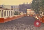Standbild Pferd Reiter Mexico City Mexiko, 1975, aus Sekunde 32 historischem Filmmaterial Videoclip 65675039479