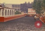 Standbild Pferd Reiter Mexico City Mexiko, 1975, aus Sekunde 36 historischem Filmmaterial Videoclip 65675039479
