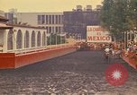 Standbild Pferd Reiter Mexico City Mexiko, 1975, aus Sekunde 37 historischem Filmmaterial Videoclip 65675039479