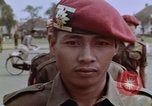 Image Tjakrabirawa palace guard Jakarta Indonésie, 1964, de la seconde 15 séquences d'archives historiques vidéo 65675039484