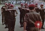 Image Tjakrabirawa palace guard Jakarta Indonésie, 1964, de la seconde 24 séquences d'archives historiques vidéo 65675039484