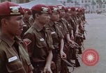 Image Tjakrabirawa palace guard Jakarta Indonésie, 1964, de la seconde 50 séquences d'archives historiques vidéo 65675039484