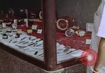 Image Pasa Baru Shopping Centre Jakarta Indonésie, 1964, de la seconde 49 séquences d'archives historiques vidéo 65675039485