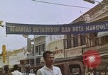 Image Pasa Baru Shopping Centre Jakarta Indonésie, 1964, de la seconde 57 séquences d'archives historiques vidéo 65675039486