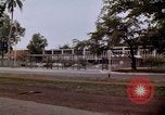 Standbild US-Botschaft in Jakarta Indonesien Jakarta Indonesien, 1964, aus Sekunde 17 historischem Filmmaterial Videoclip 65675039489