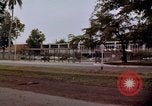 Standbild US-Botschaft in Jakarta Indonesien Jakarta Indonesien, 1964, aus Sekunde 23 historischem Filmmaterial Videoclip 65675039489