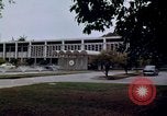 Standbild US-Botschaft in Jakarta Indonesien Jakarta Indonesien, 1964, aus Sekunde 31 historischem Filmmaterial Videoclip 65675039489