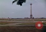 Standbild US-Botschaft in Jakarta Indonesien Jakarta Indonesien, 1964, aus Sekunde 58 historischem Filmmaterial Videoclip 65675039489