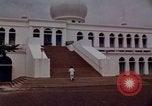 Image mosquée Masjid Agung Al-Azhar Jakarta Indonésie, 1964, de la seconde 38 séquences d'archives historiques vidéo 65675039490