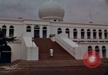 Image mosquée Masjid Agung Al-Azhar Jakarta Indonésie, 1964, de la seconde 42 séquences d'archives historiques vidéo 65675039490