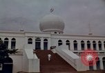 Image mosquée Masjid Agung Al-Azhar Jakarta Indonésie, 1964, de la seconde 47 séquences d'archives historiques vidéo 65675039490