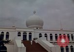 Image mosquée Masjid Agung Al-Azhar Jakarta Indonésie, 1964, de la seconde 52 séquences d'archives historiques vidéo 65675039490