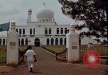 Image mosquée Masjid Agung Al-Azhar Jakarta Indonésie, 1964, de la seconde 56 séquences d'archives historiques vidéo 65675039490