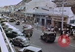 Immagine di La circolazione di Giacarta area dello shopping Jakarta Indonesia, 1964, secondo 9 filmato di repertorio 65675039494