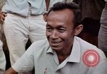 Immagine di Ring maker nel mercato di Giacarta Jakarta Indonesia, 1964, secondo 46 filmato di repertorio 65675039495