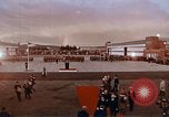 Immagine di Lyndon B Johnson tournée in Australia Australia, 1966, secondo 17 filmato di repertorio 65675039497
