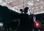 Immagine di Lyndon B Johnson tournée in Australia Australia, 1966, secondo 52 filmato di repertorio 65675039497
