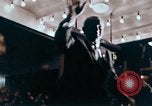 Immagine di Lyndon B Johnson tournée in Australia Australia, 1966, secondo 53 filmato di repertorio 65675039497