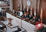 Immagine di Lyndon B Johnson Manila Filippine, 1966, secondo 59 filmato di repertorio 65675039498