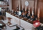 Immagine di Lyndon B Johnson Manila Filippine, 1966, secondo 62 filmato di repertorio 65675039498