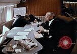 Image Le président américain et Mme Lyndon B Johnson visitant Kuala Lumpur Malaysi Kuala Lumpur Malaisie, 1966, de la seconde 6 séquences d'archives historiques vidéo 65675039501