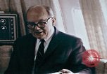 Image Le président américain et Mme Lyndon B Johnson visitant Kuala Lumpur Malaysi Kuala Lumpur Malaisie, 1966, de la seconde 9 séquences d'archives historiques vidéo 65675039501