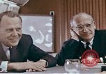 Image Le président américain et Mme Lyndon B Johnson visitant Kuala Lumpur Malaysi Kuala Lumpur Malaisie, 1966, de la seconde 18 séquences d'archives historiques vidéo 65675039501