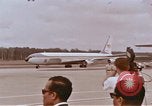 Image Le président américain et Mme Lyndon B Johnson visitant Kuala Lumpur Malaysi Kuala Lumpur Malaisie, 1966, de la seconde 27 séquences d'archives historiques vidéo 65675039501