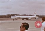 Image Le président américain et Mme Lyndon B Johnson visitant Kuala Lumpur Malaysi Kuala Lumpur Malaisie, 1966, de la seconde 28 séquences d'archives historiques vidéo 65675039501