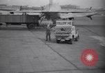 Standbild Flugplatzes Tempelhof Berlin Deutschland, 1949, aus Sekunde 24 historischem Filmmaterial Videoclip 65675039504