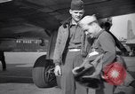 Standbild Flugplatzes Tempelhof Berlin Deutschland, 1949, aus Sekunde 34 historischem Filmmaterial Videoclip 65675039504