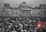 Standbild Flugplatzes Tempelhof Berlin Deutschland, 1949, aus Sekunde 50 historischem Filmmaterial Videoclip 65675039504