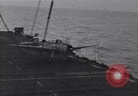 Immagine di USS Sangamon Mare delle Filippine, 1944, secondo 5 filmato di repertorio 65675039536