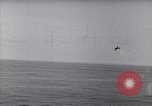 Immagine di USS Sangamon Mare delle Filippine, 1944, secondo 15 filmato di repertorio 65675039536
