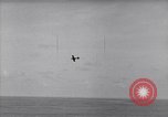 Immagine di USS Sangamon Mare delle Filippine, 1944, secondo 20 filmato di repertorio 65675039536