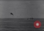 Immagine di USS Sangamon Mare delle Filippine, 1944, secondo 42 filmato di repertorio 65675039536