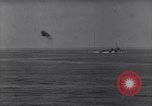 Immagine di USS Sangamon Mare delle Filippine, 1944, secondo 43 filmato di repertorio 65675039536