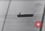 Immagine di USS Sangamon Mare delle Filippine, 1944, secondo 49 filmato di repertorio 65675039536