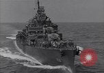 Standbild USS Sangamon philippinischen Meer, 1944, aus Sekunde 30 historischem Filmmaterial Videoclip 65675039537