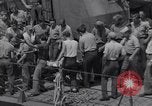 Standbild USS Sangamon philippinischen Meer, 1944, aus Sekunde 40 historischem Filmmaterial Videoclip 65675039537