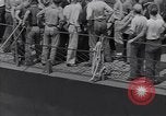 Standbild USS Sangamon philippinischen Meer, 1944, aus Sekunde 43 historischem Filmmaterial Videoclip 65675039537