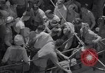 Standbild USS Sangamon philippinischen Meer, 1944, aus Sekunde 57 historischem Filmmaterial Videoclip 65675039537