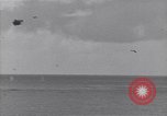 Image USS du Sangamon de Leyte aux Philippines du Golfe, 1944, de la seconde 1 séquences d'archives historiques vidéo 65675039539